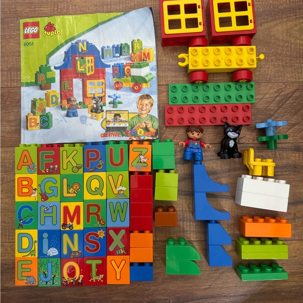 LEGO Duplo Play with Letters # 6051 Alphabet ABC’s Girl & Cat (Age 2-5)